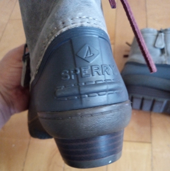 Sperry Saltwater Quarter zip wedge duck boots with lace up sides women's size 6 - Picture 5 of 9